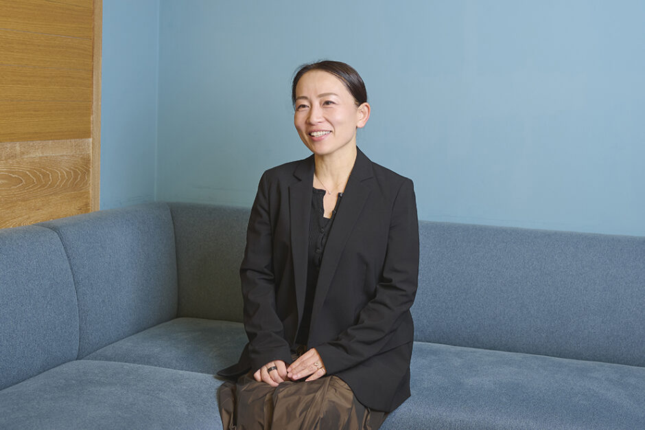 端羽英子　ビザスク