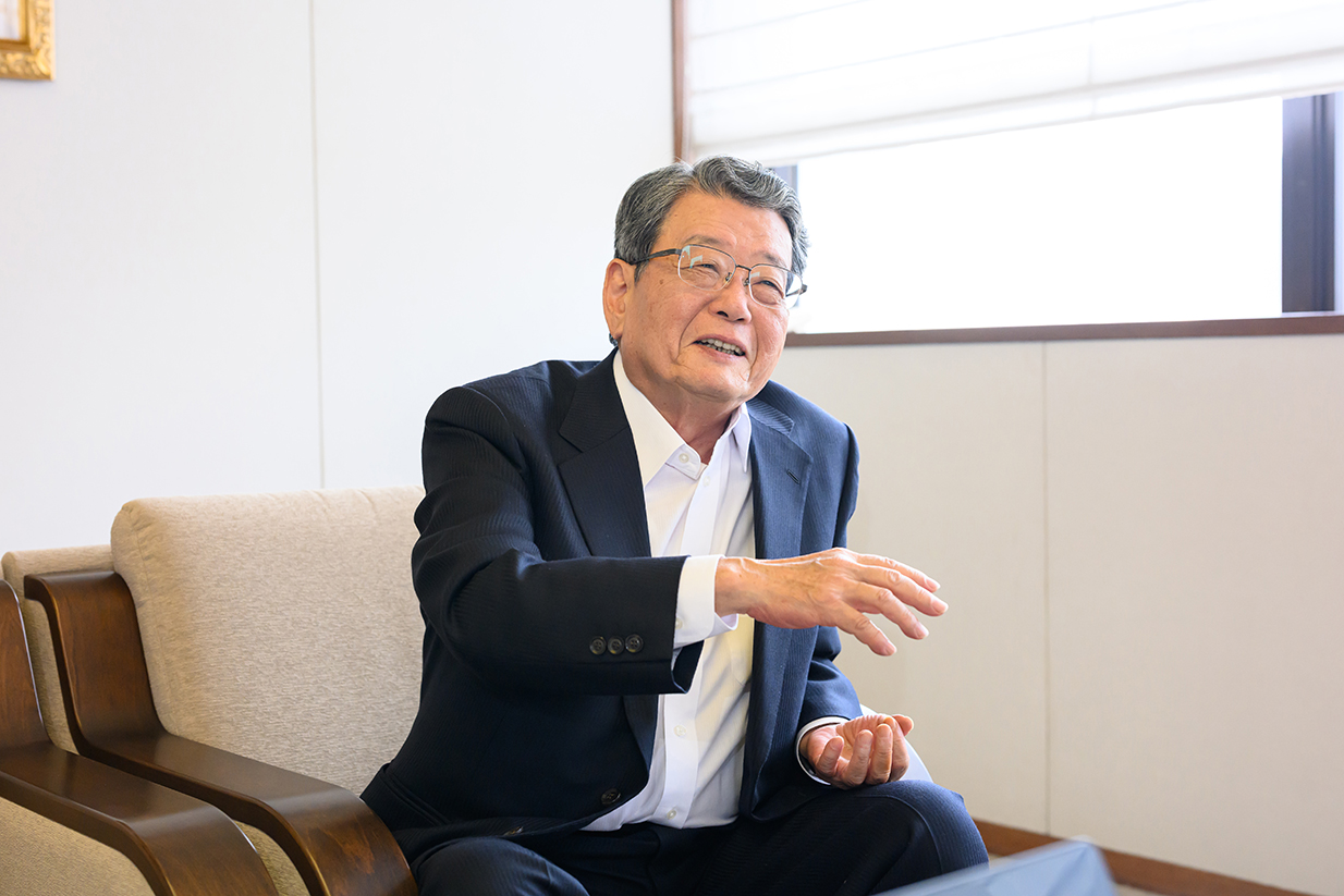 上山直英　大日本除虫菊