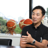 アリーナ改革が一丁目一番地 バスケ人気を押し上げた戦略とは　島田慎二　B.LEAGUE