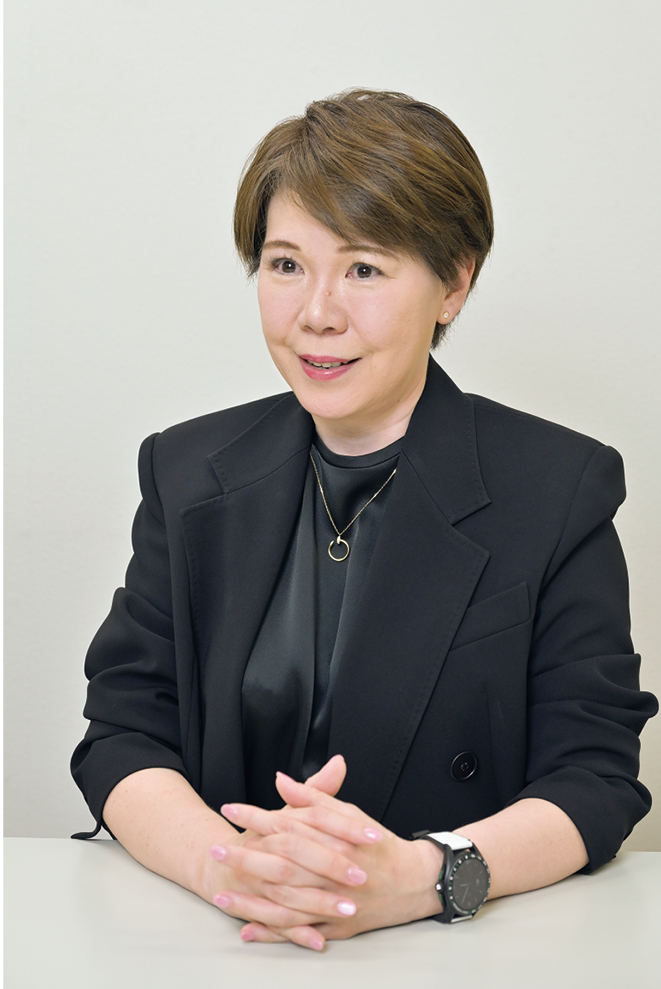 ギアヌーヴ 取締役社長 斉藤恵子